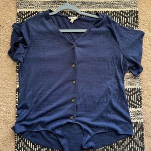 Weatherproof XL blue tie front top